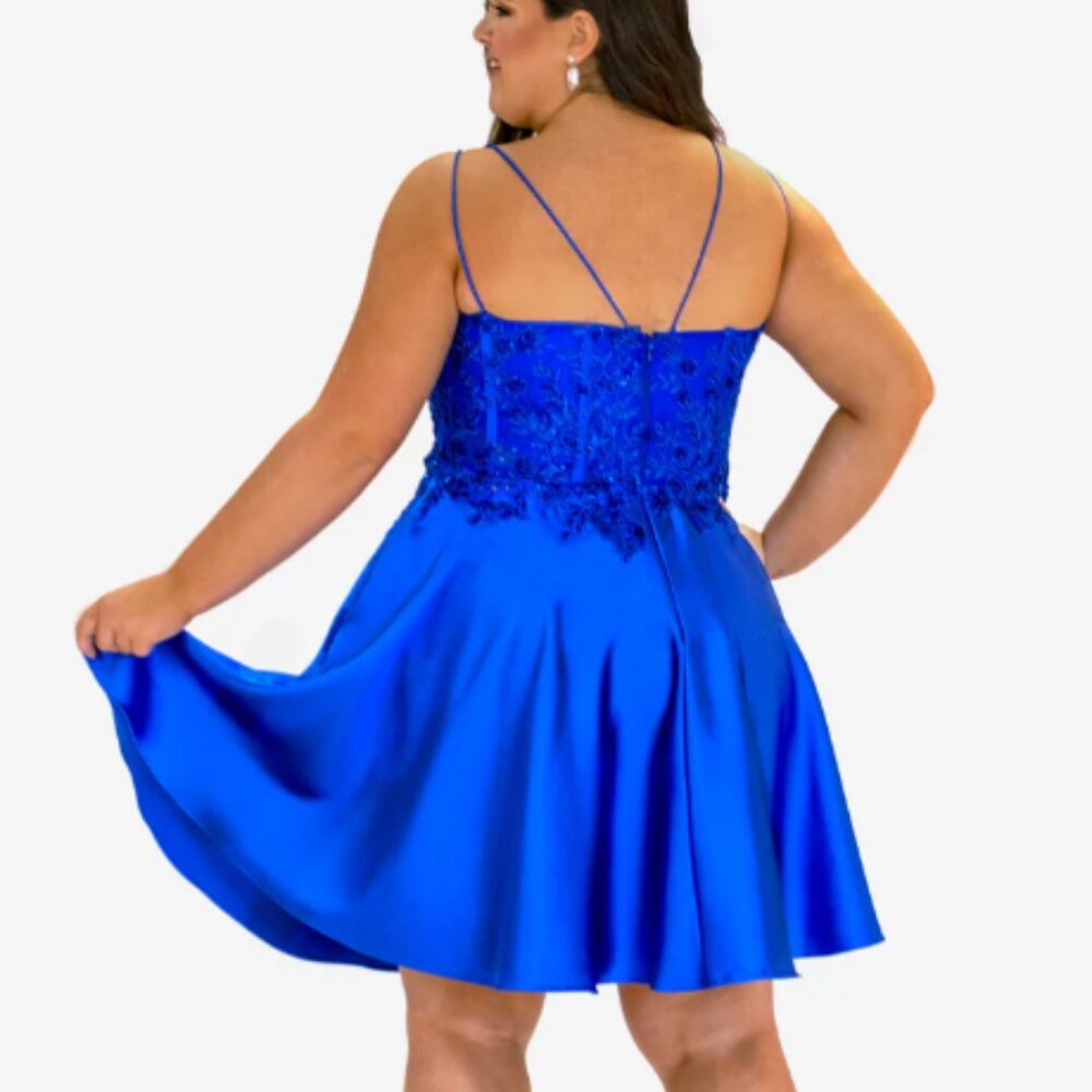 Matilda - Picture 2 of 4